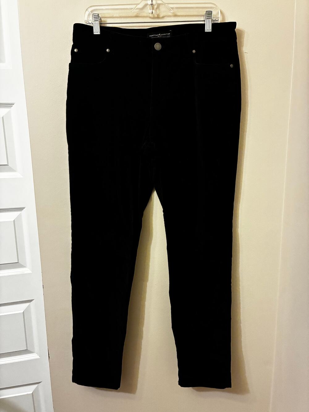 Peruvian Connection Black Velvet Pants Slim Fit Tapered Size 12
